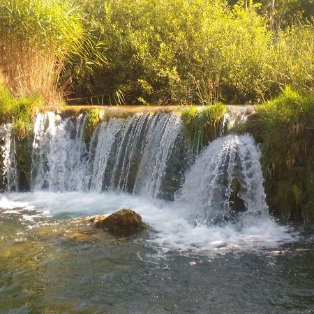 הוילה Generalski Stol Kuca Za Odmor Zeleni Biser מראה חיצוני תמונה